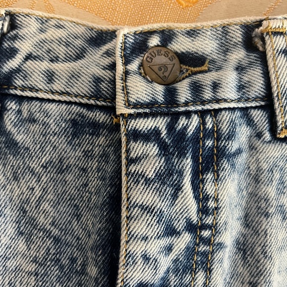 Vintage 80’s GUESS High Wasted Distressed Jean Mini Skirt style #10501
Like New - Picture 4 of 6
